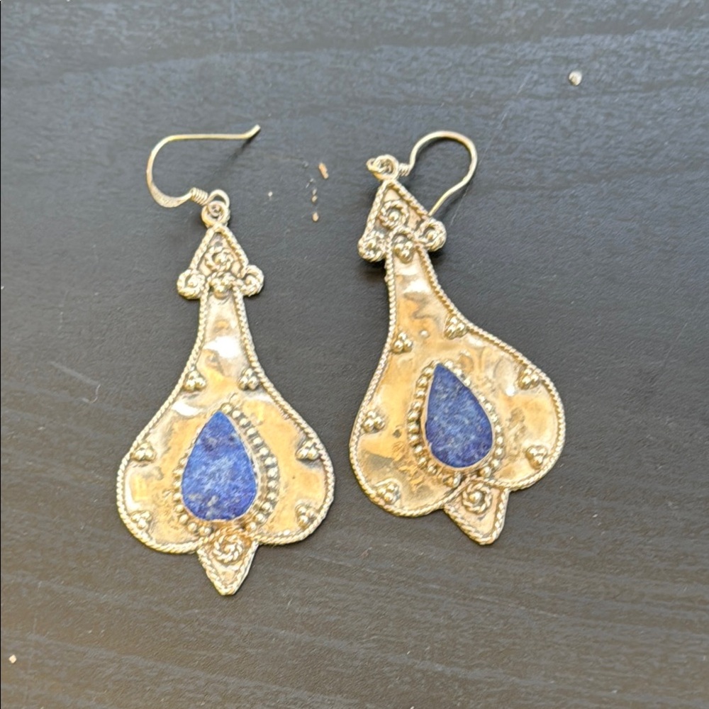 Elegant Sterling Silver, Blue stone Teardrop Earrings